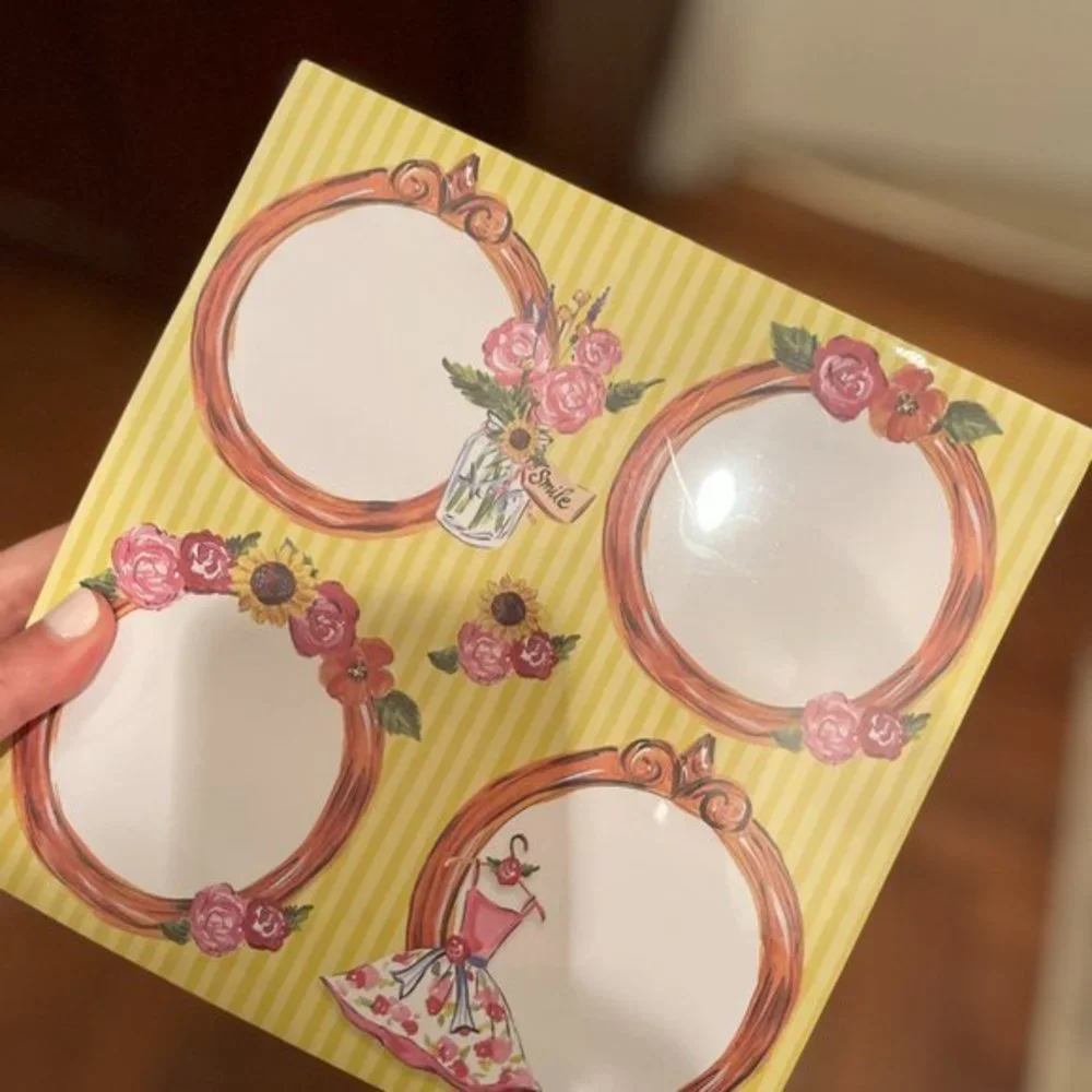 Note Pad‎ / Desk Pad / Floral Themed (80 sheets / new)